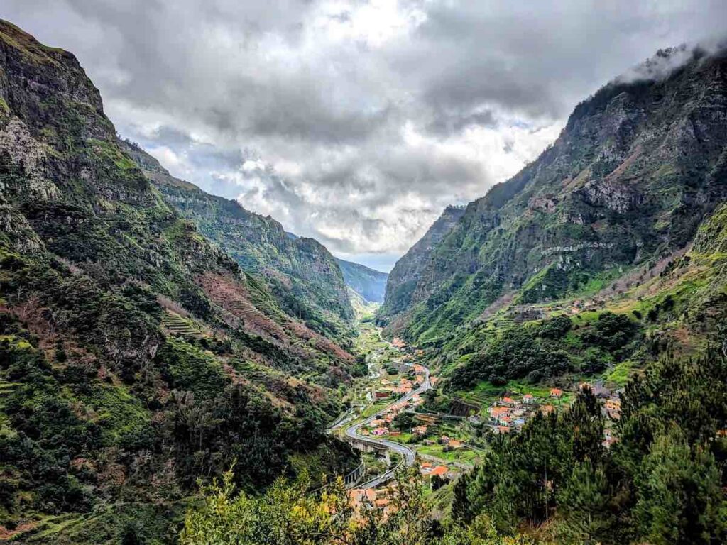 Madeira running routes - the valley's of the Hawaii of Europe