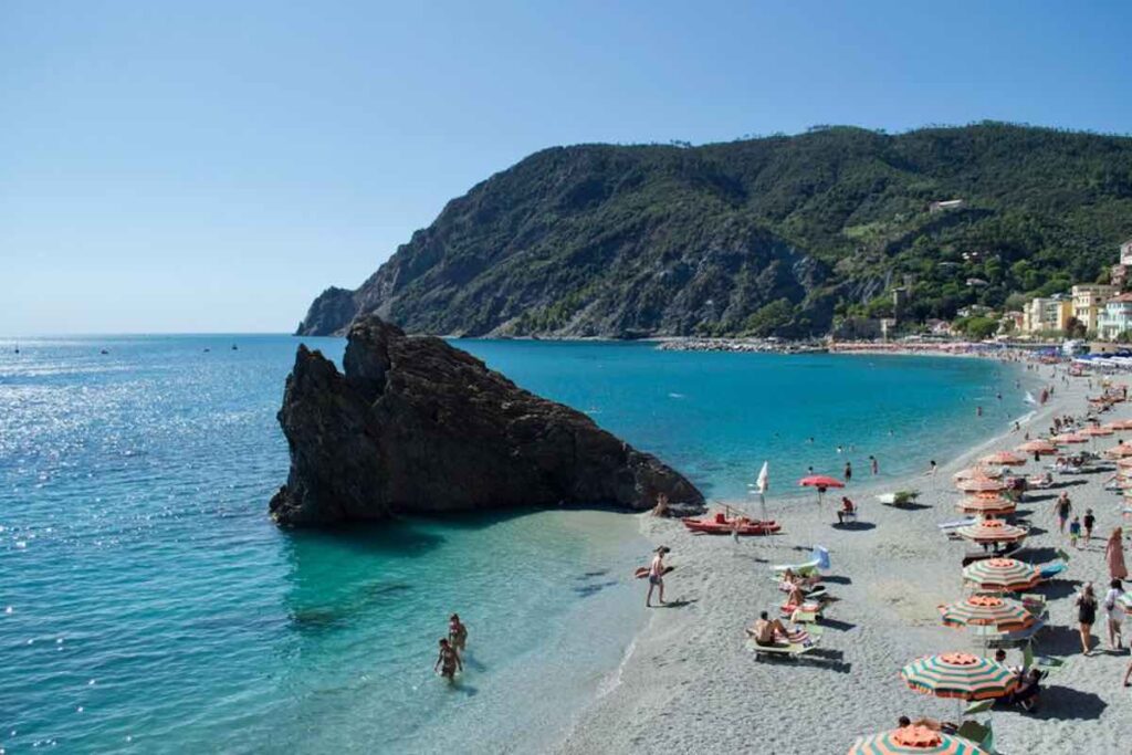 Monterosso al Mare's public beach against the mountainous backdrop