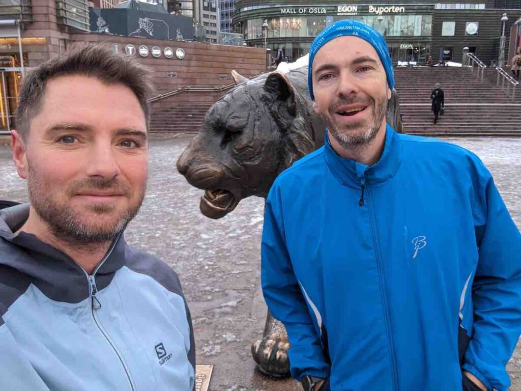 Runner tour start point at the Olso Tiger statue